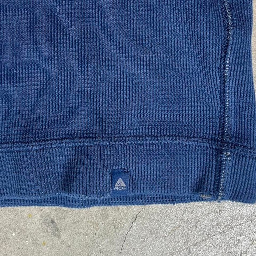 Vintage Y2K Nike ACG blue long sleeve thermal shirt Men's Size Medium - Picture 2 of 7